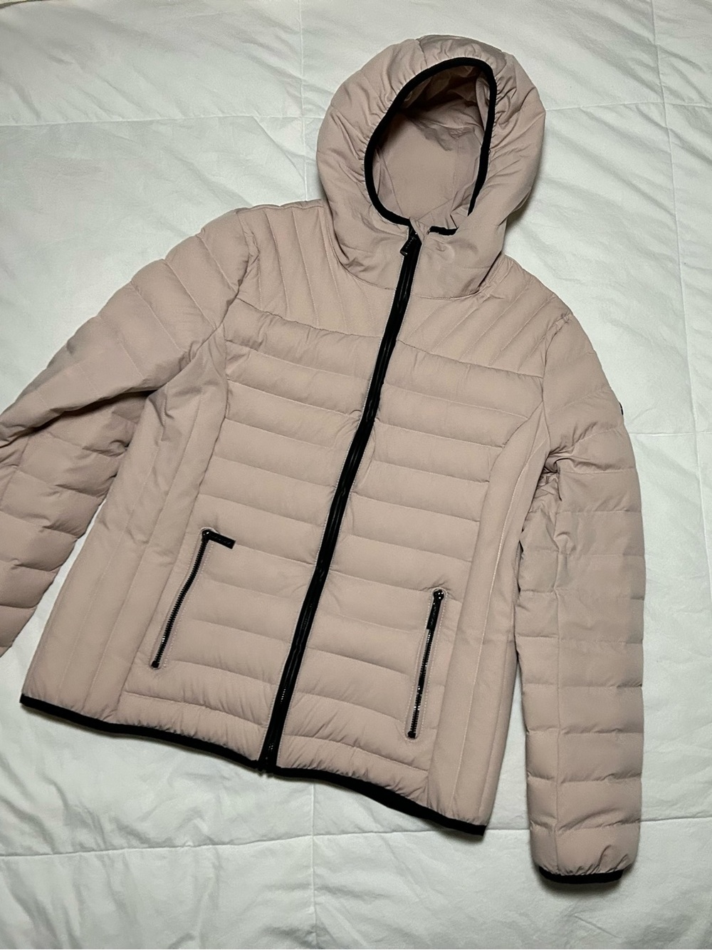 Women’s Hooded Quilted Jacket in Blush